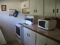 Mabevonne self catering chalet kitchen in Nelspruit