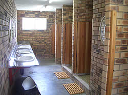 Mabevonne self catering accommodation in Nelspruit Mpumalanga ablution block